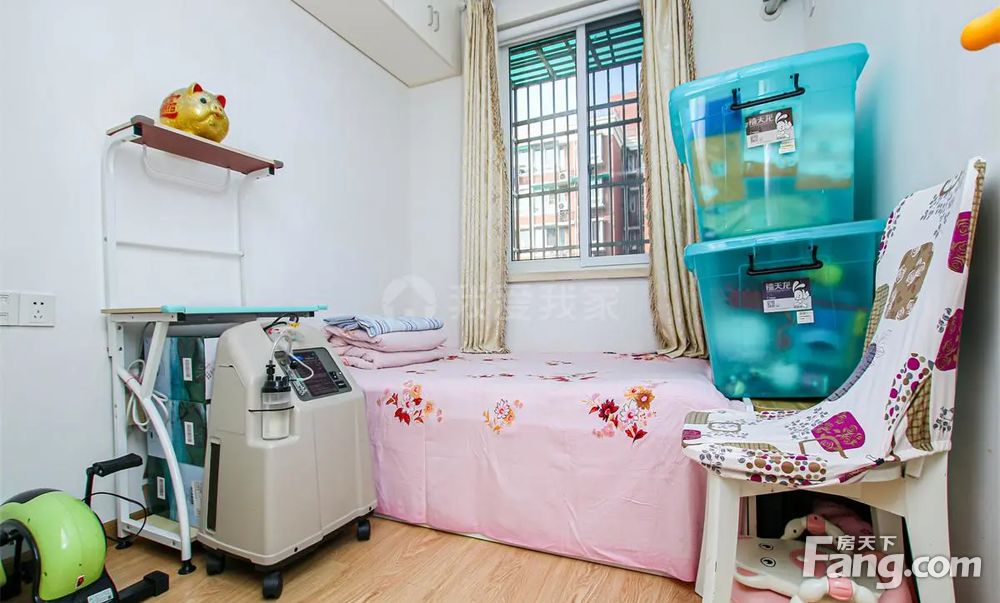 定海园大三房东边套超五独一婚房黄金楼有电梯有地下车位