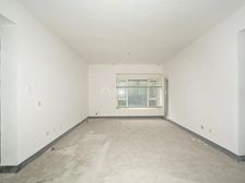 新上 越秀旁 D铁口 水语金成花园4室2厅 采光不受影响诚售