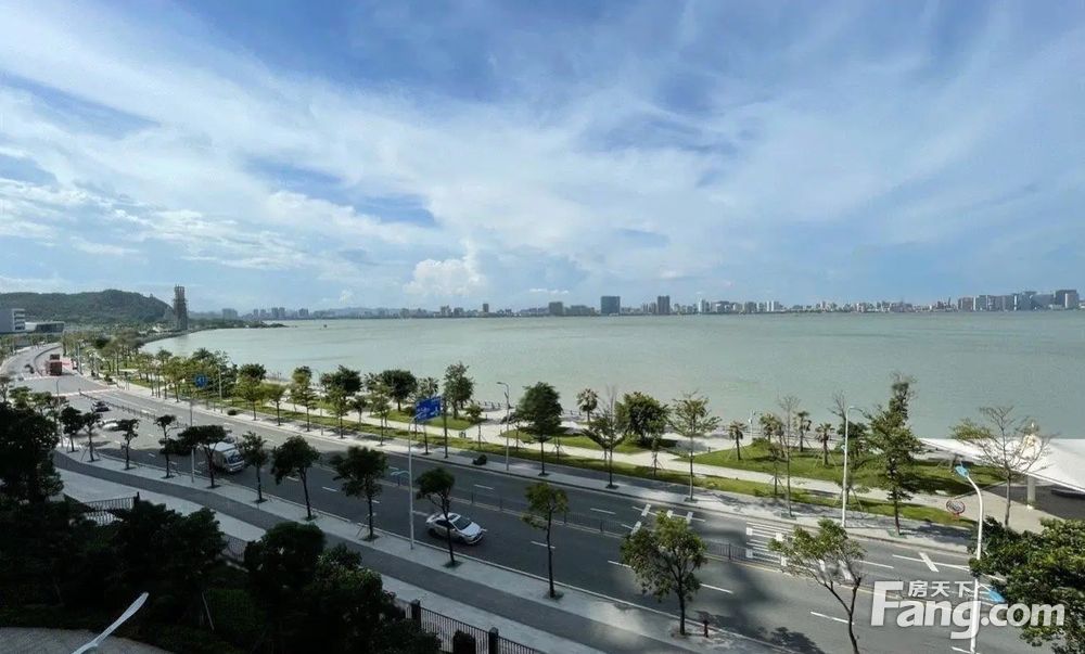 年终钜惠南滨路悦水湾五圆精装修海景现房首付8w起