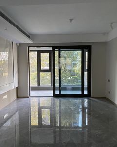 江望晴雨里4室2厅2卫南北朝向370.0万元/套出售