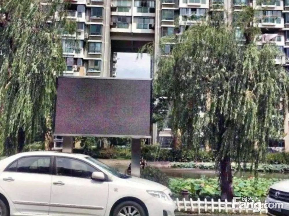 小区相关图