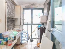 康泰公寓3室2厅1卫2阳台5/24层