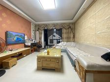 江南华府4房2厅81万