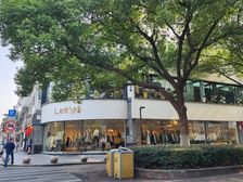 观前富仁坊阔巷转角开间30米416平两层租95万售1800万