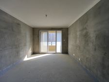 新里西斯莱公馆2房南毛坯真实好房