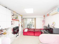 豆瓣旁仓南胡同小区已改造,精装南北两居前后有阳台,小区已改造