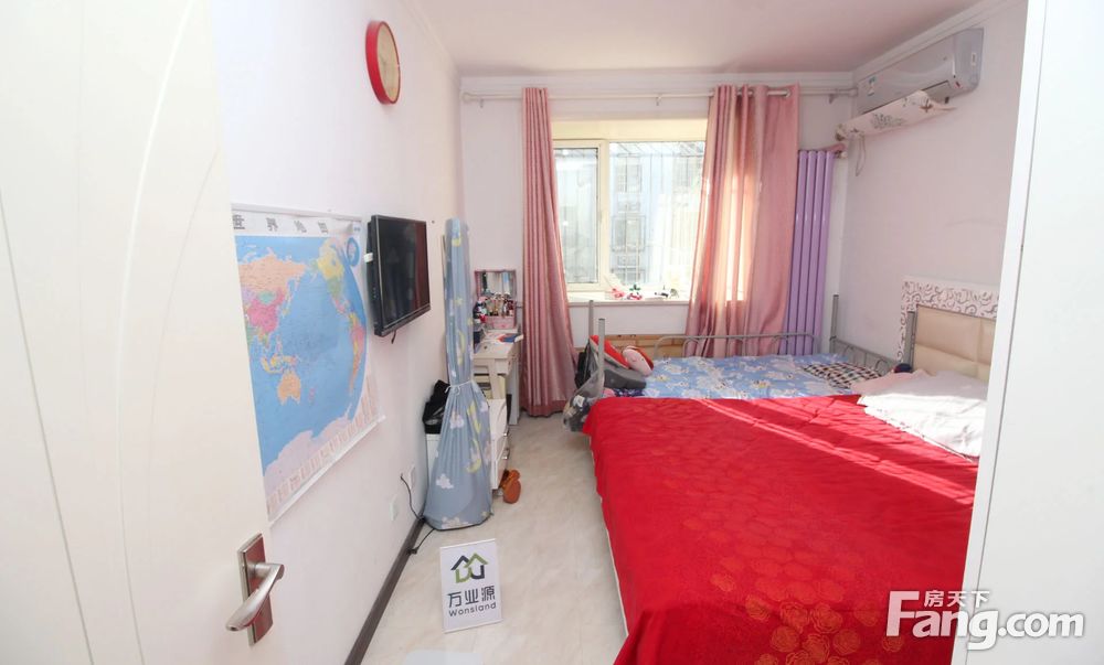 福泽园两室三楼出售位置好出行购物方便