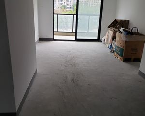李渡湾3室2厅2卫南朝向298.0万元/套出售