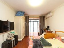 新出好房,中间位置,卖房急用钱