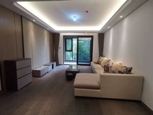 海曙金茂府4室2厅2卫南朝向388.0万元/套出售