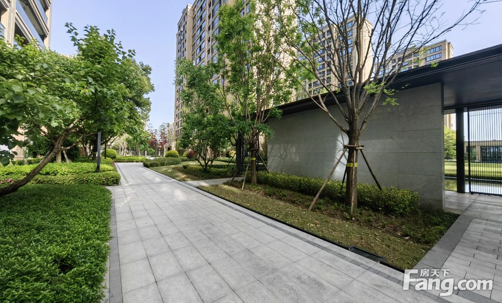 绿城诚园一期朝向:南3室2厅中等装修,成都天府新区华府城投绿城诚园