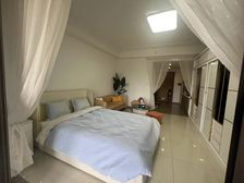 51平大单间大阳台,赠送全屋家私家电,看房方便