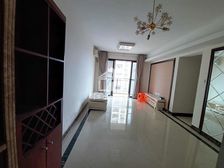 万汇华府 3房2厅84万