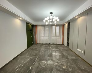 东都华庭3室2厅2卫南朝向275.0万元/套出售