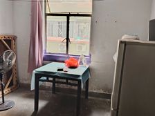 大步小区华严街106弄2室1厅1卫南朝向130.0万元/套出售