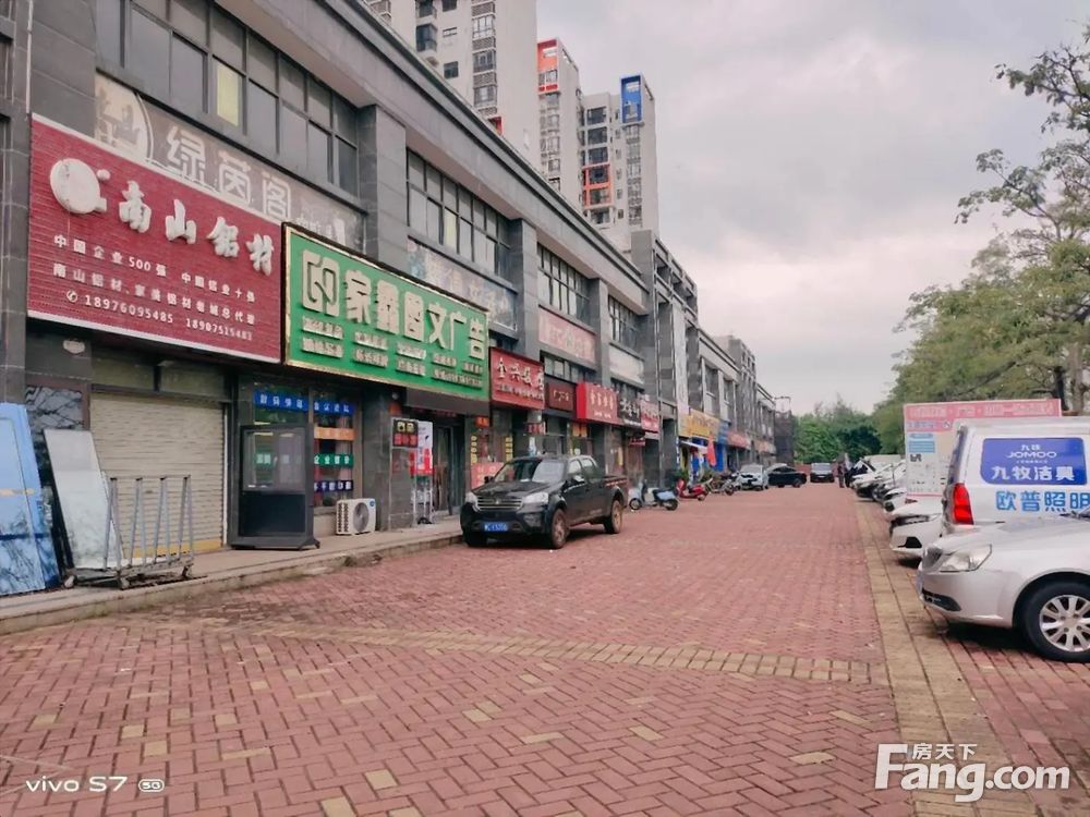 小区相关图