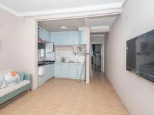 边套一室一厅,阳光好,视野开阔,诚意出售