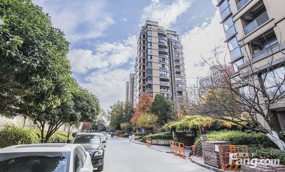 南北通透绿城百合公寓2室2厅精装修,合肥蜀山炮兵学院绿城百合公寓