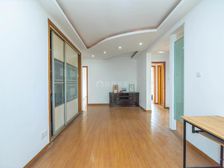 电梯房满5年税少南北双阳台飞机户型大三房诚意出