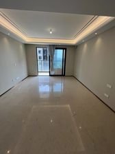 上湖城章一期4室2厅2卫南北朝向700.0万元/套出售