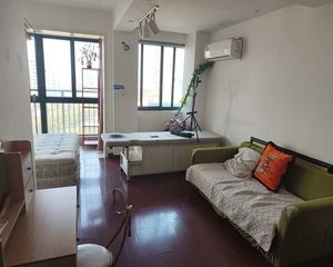 小城花园1室1厅1卫北朝向129.0万元/套出售