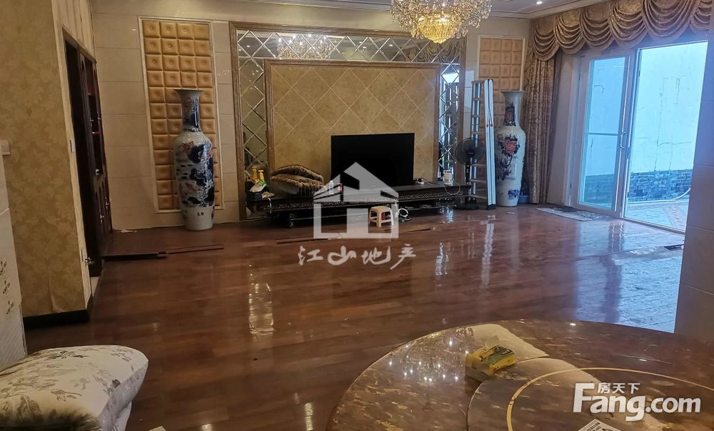 昊壮一品尊府 5房2厅550万,南宁青秀柳沙片区昊壮一品尊府二手房 五室