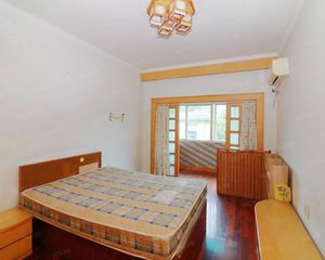 马塍路9号 中间楼层 大三房 南北通透 生活方便 文三街本部