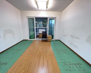 {YD精品} 怡新花园 3室2厅 非顶底 总价低