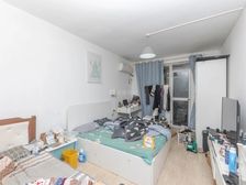 中环内丨1楼带天井不靠马路丨看中价.格还能谈丨房东置换急卖