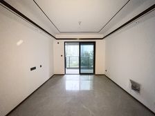 宝龙一城3室2厅2卫南朝向350.0万元/套出售