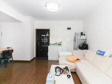 进商圈 川中南校 房型方正 好房 急售,拎包入住 价格可谈!