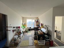 龙泽国际一期(商品) 1室1厅 南 毛坯