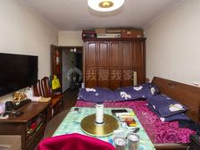 田林六村1室1厅,位置安静。满5年V一,对囗叁小,双轨交通