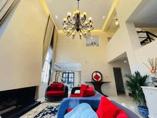 圣得恒业新上大户型双拼!客厅挑空错层设计,精装修空调地暖