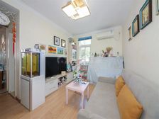 北蔡·莲宏苑·2室·1厅中间楼层安静位置。