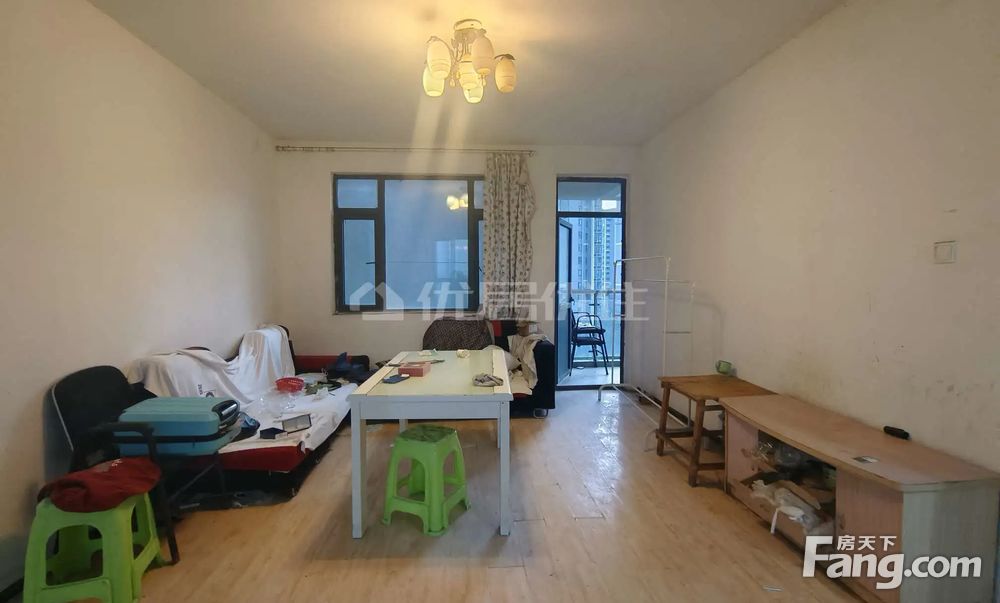 北京西路龙慧苑3房2卫中间楼层送车位