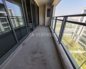 毛坯 启迪协信重庆科技城 140平 138万元