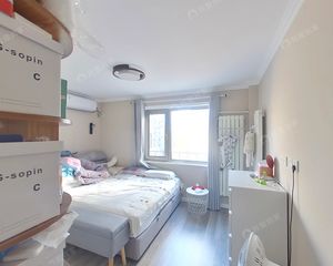 西城区月坛三里河二区A区三室一厅两个卫生间