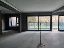 雅戈尔江上4室2厅2卫南朝向360.0万元/套出售