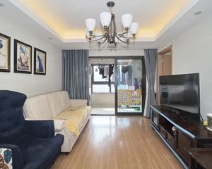 万科开发商升级精装 三开间朝南 随时看房 诚心卖