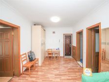 +进/才北,位置安静,一梯两户全明户型。