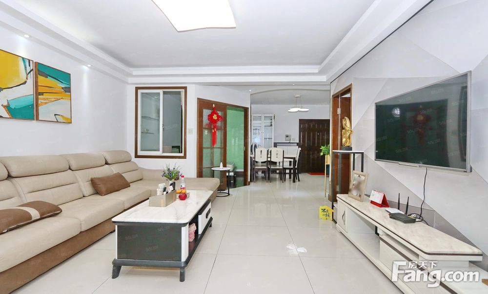 家景园电梯房交通便利大阳台采光好