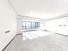 莱山三滩社区,万科翡翠长安,精装三居室, 没住