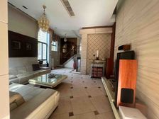 华泰剑桥莱恩河畔别墅5室2厅3卫南朝向718.0万元/套出售