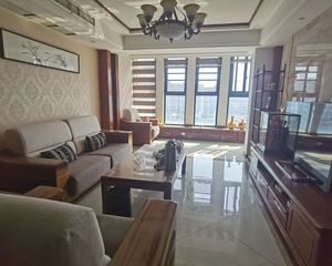 芳辰丽阳南区4室2厅2卫南北朝向319.0万元/套出售