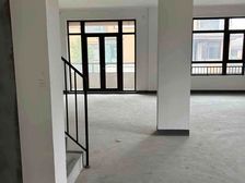 悦山湖5室3厅3卫南朝向468.0万元/套出售