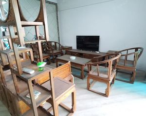 君怡大厦 126.49平3居 东向中装修 着急出售