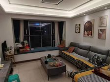 荣安劝学里 111.08平3居 南向精装修 安静不临街 次新