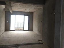 经典复式御浦新园6室出售