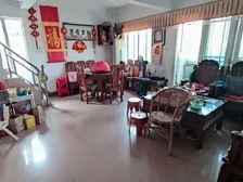 天鹅花苑 南北通透 精装修 满五 楼层好 视野无遮挡 送车位